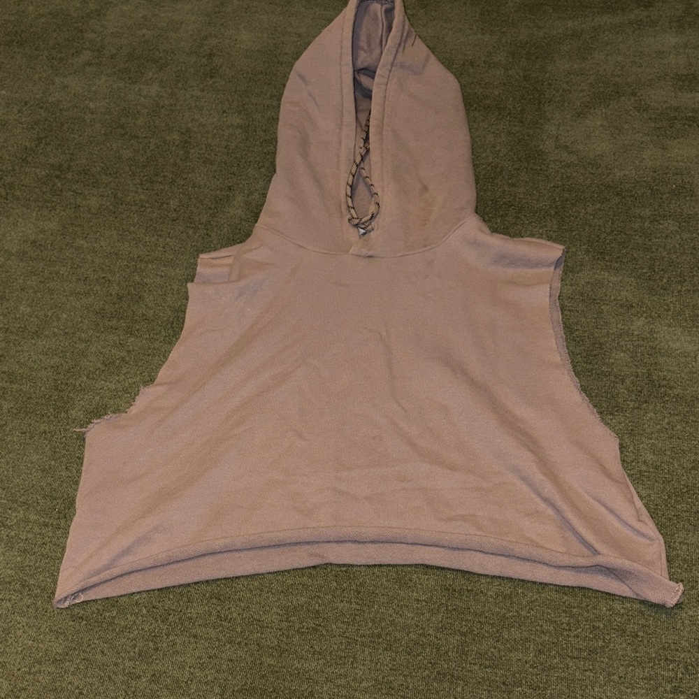 Sleeveless Hooded Top in Taupe